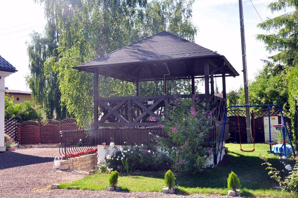 Pokoje Goscinne Mizera Kudowa Zdroj Exterior photo